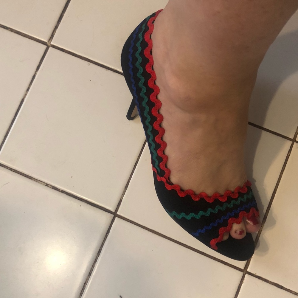 kate spade Black Multicolor Ric Rac Trim Pointed Toe Heels - Picture 5 of 5